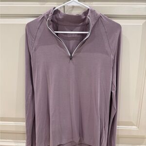 Vuori Women's Mauve Hoodie Sweatshirt